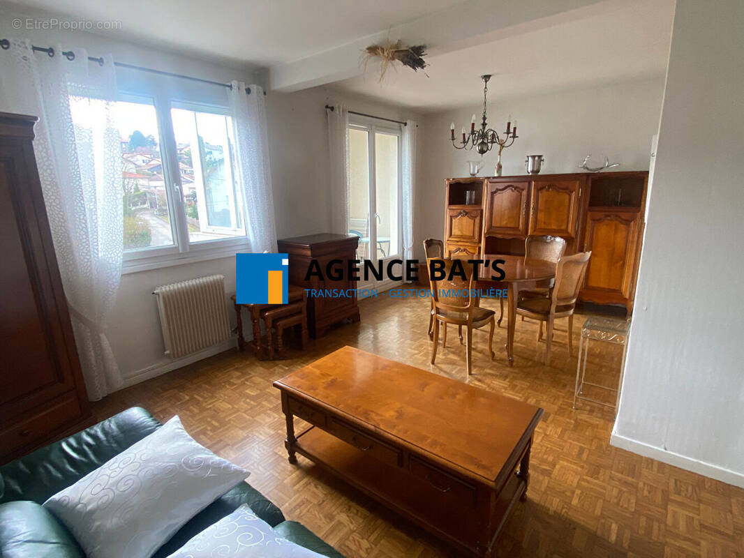 Photo 1 - Appartement à ROCHE-LA-MOLIERE