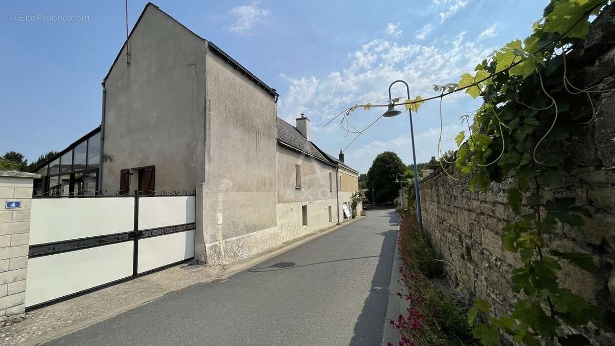 Maison à DOUE-LA-FONTAINE