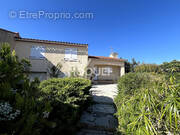 Maison à VILLENEUVE-DE-LA-RAHO