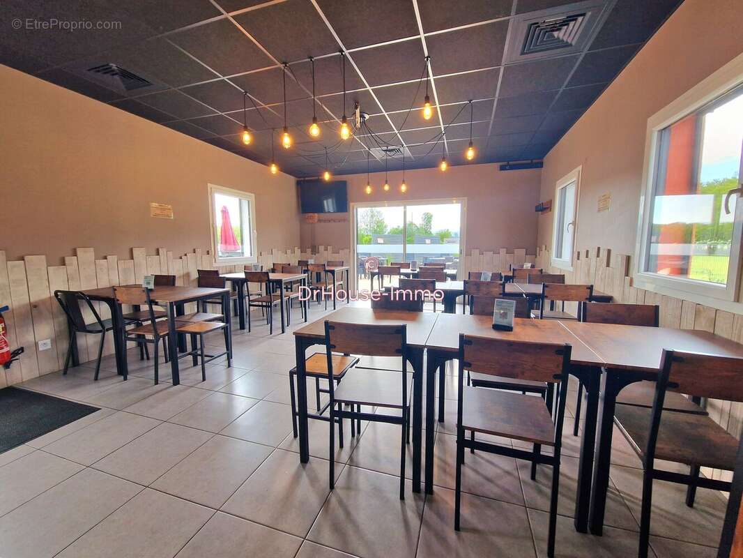 Commerce à CHATILLON-SAINT-JEAN