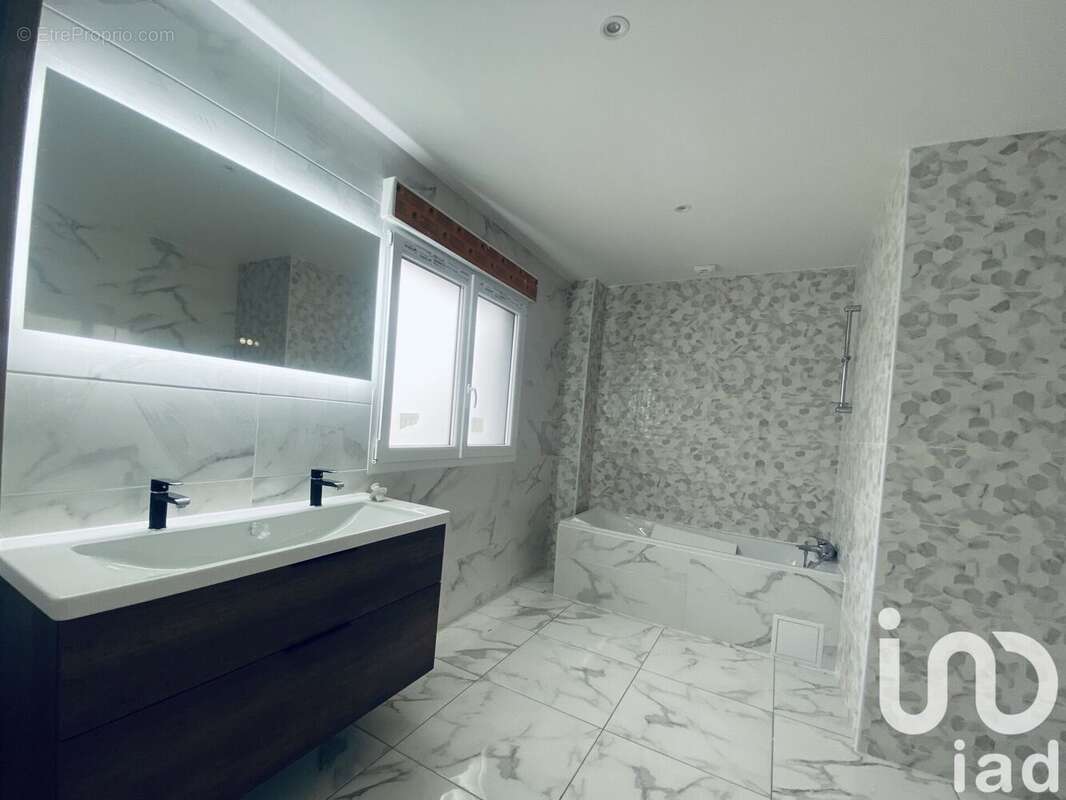 Photo 6 - Maison à NOUZONVILLE