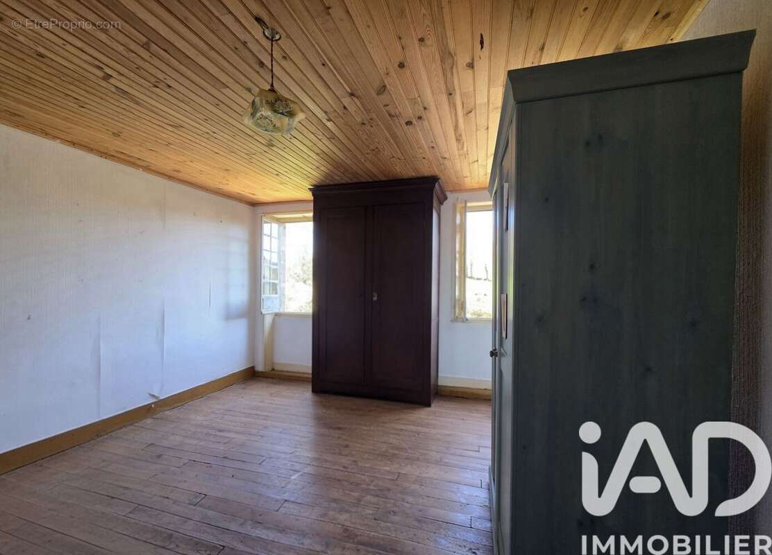Maison 80 m² à Gagnac-Sur-Cere  - photo 8