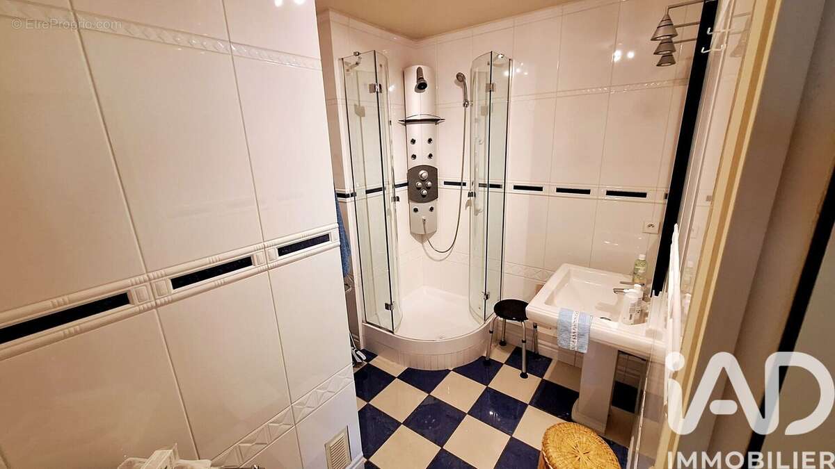 Photo 9 - Appartement à LE CHESNAY