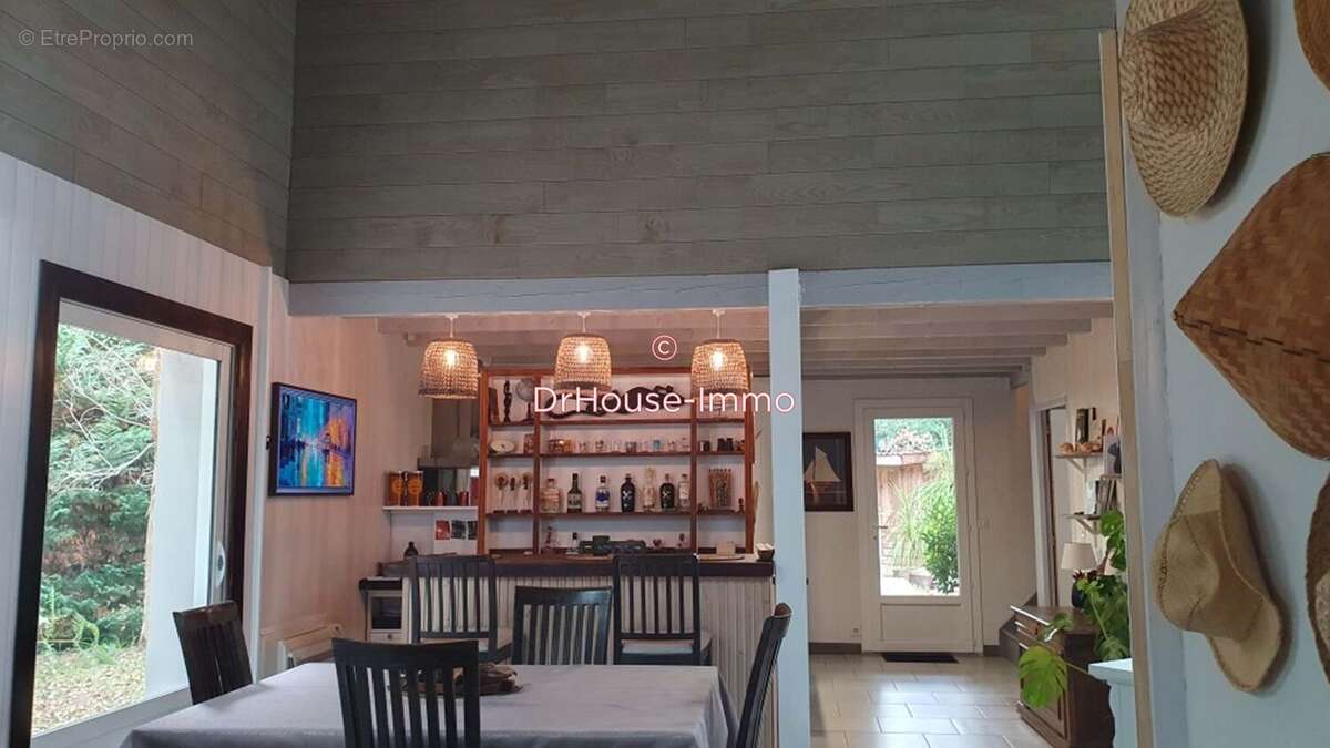 Maison 125 m² à Sainte-Eulalie-En-Born  - photo 11