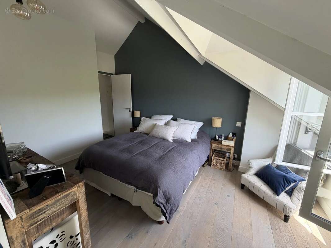 Appartement à L'ETANG-LA-VILLE