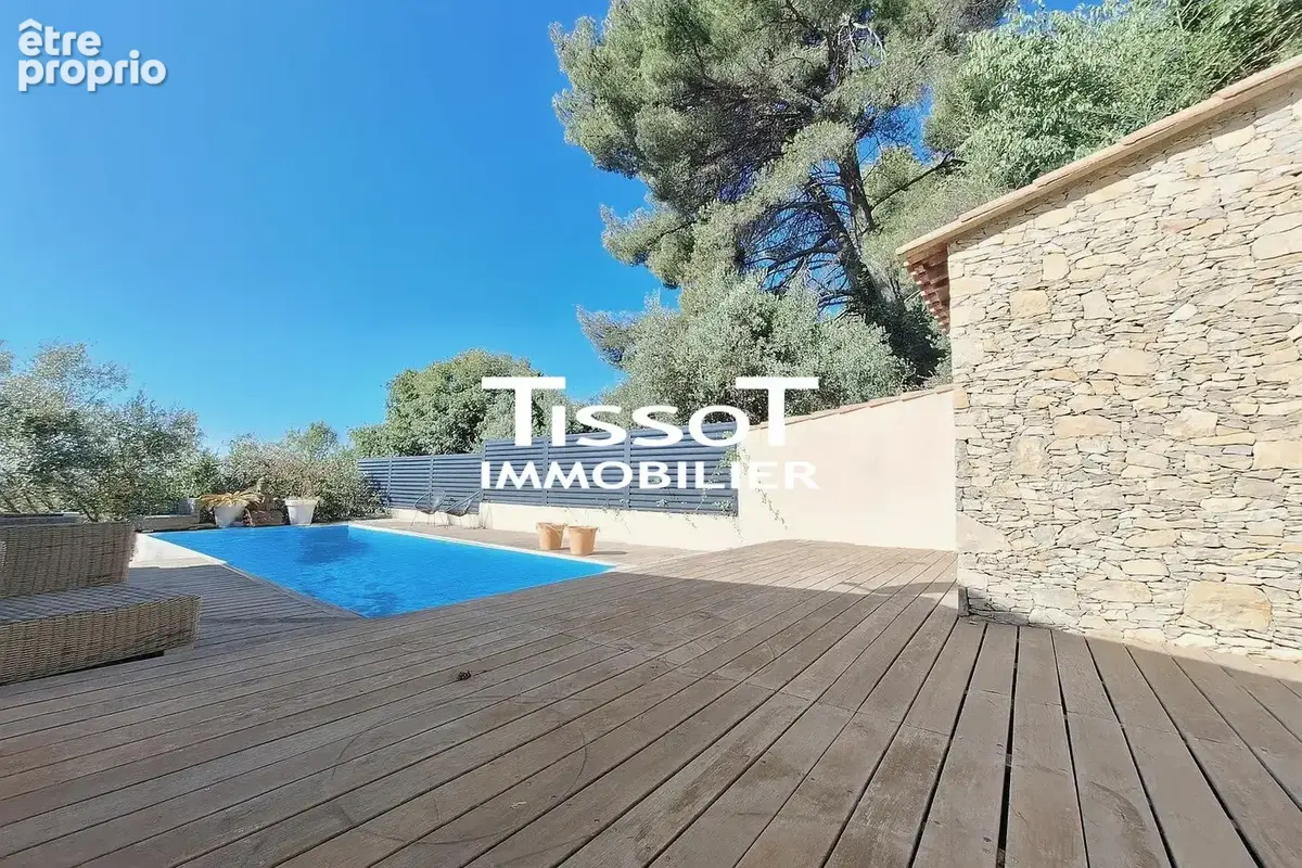 Photo Maison à Bellegarde au prix de 469 000€