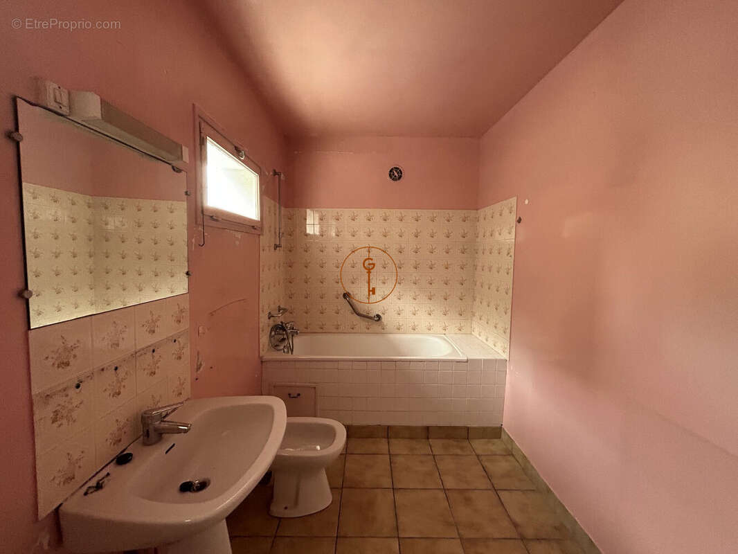 Maison à GONNEVILLE-LA-MALLET