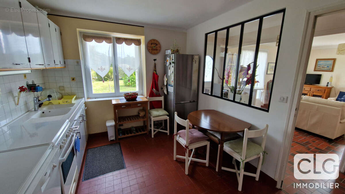 Maison à COMBRIT