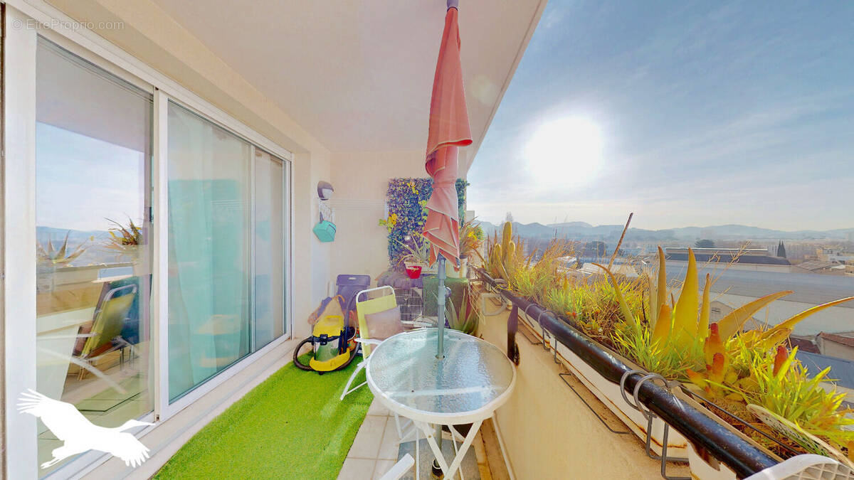 Appartement à MARSEILLE-10E
