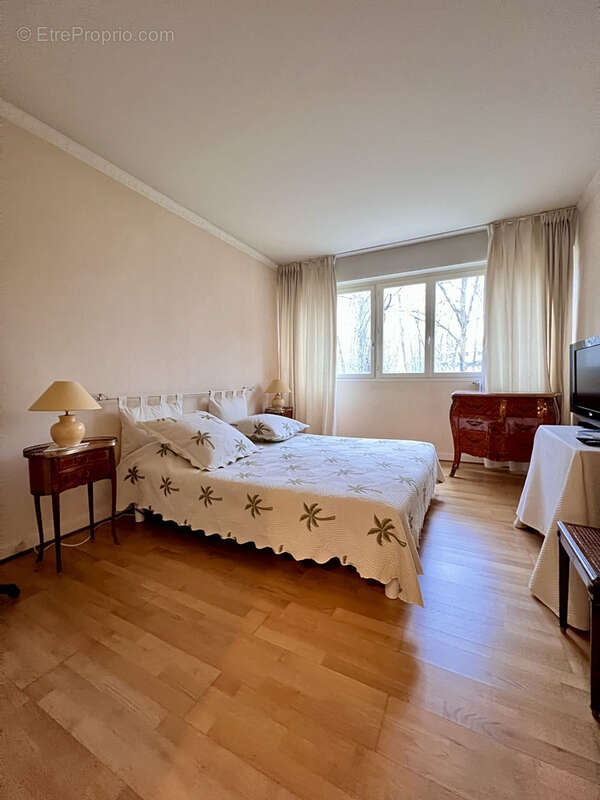 Appartement à VAUX-LE-PENIL