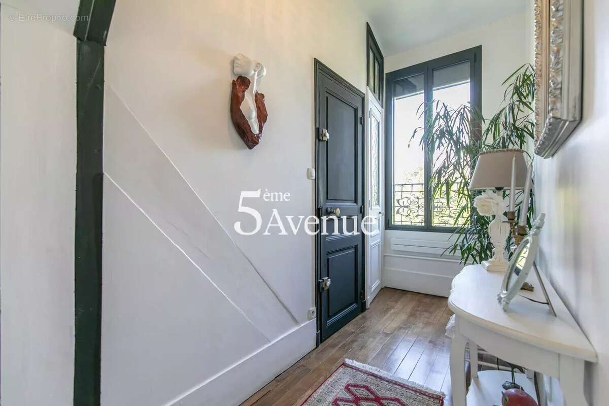 Maison à SAINT-MAUR-DES-FOSSES