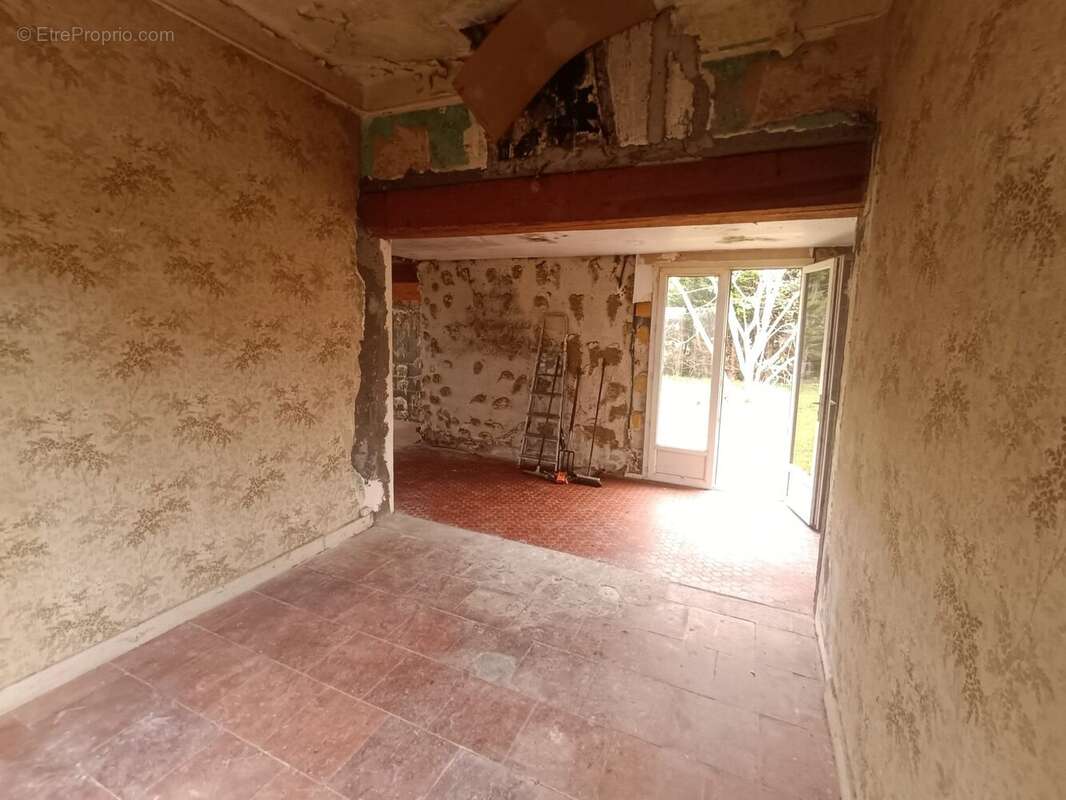 Maison à MONTCARET