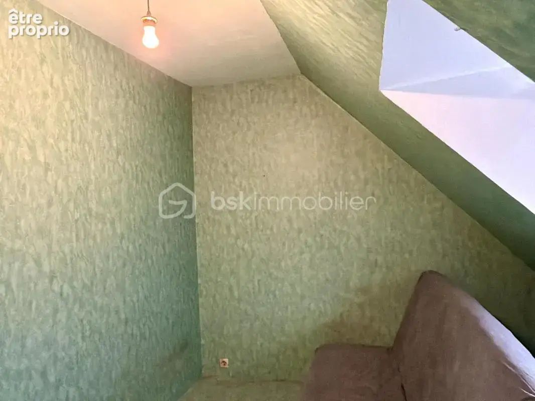 Maison d'habitation de 84 m2 avec garage et terrain de 958 m2 - photo 12
