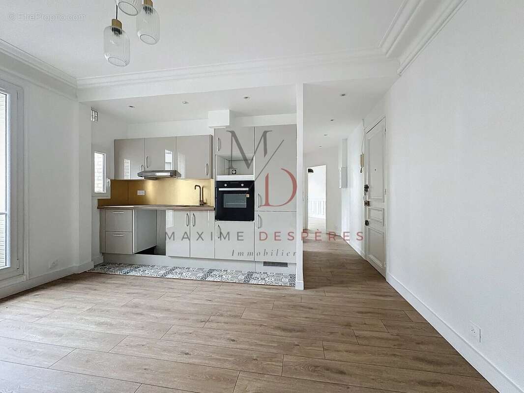 Appartement à LEVALLOIS-PERRET