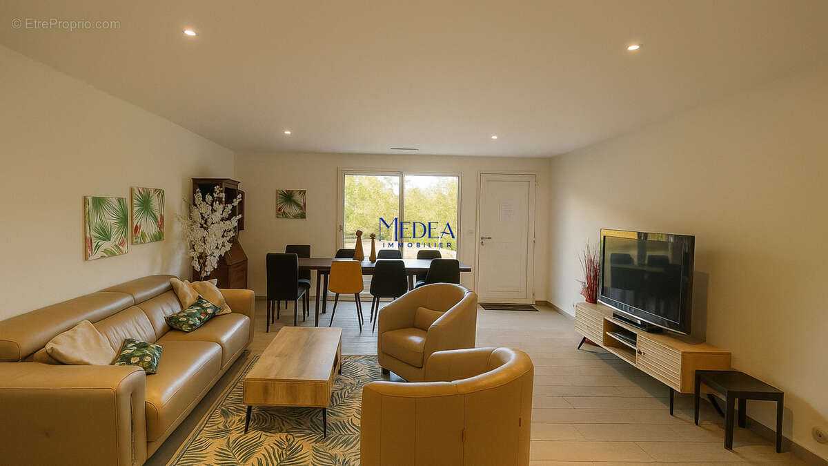 Photo 5 - Maison à ROQUEFORT-LA-BEDOULE