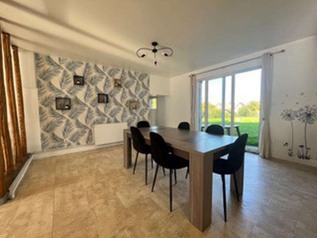 Maison à GIVRY-EN-ARGONNE