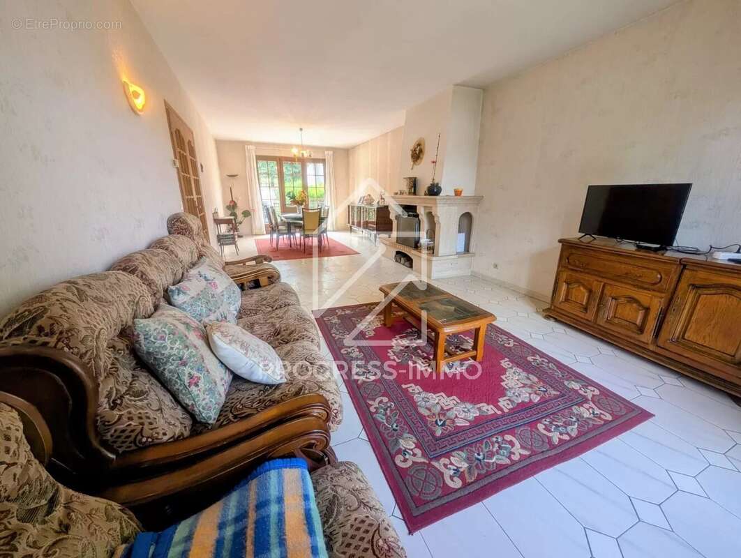 Maison à CHAMPIGNY-SUR-MARNE