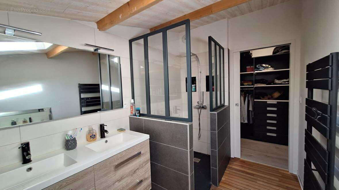 Maison à TALMONT-SAINT-HILAIRE