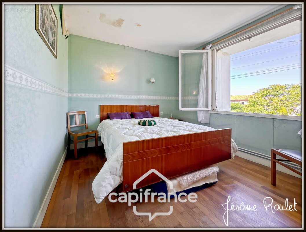 Maison en pierre à vendre Champigny-En-Rochereau (86), 6 pièces, 4 chambres, terrain 1 900 m² avec dépendances - photo 12