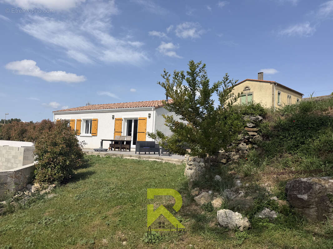 Maison à MONZE