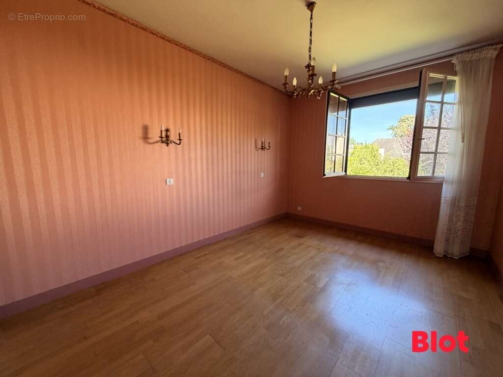 Maison 103 m² à Mordelles  - photo 7