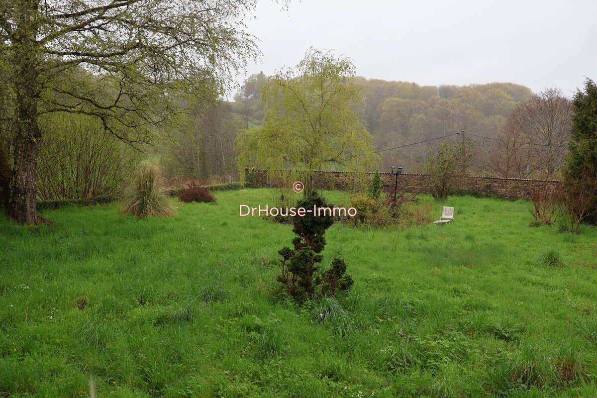 Maison à SAINT-GERMAIN-LES-BELLES