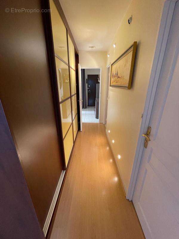 Appartement à BALLAINVILLIERS