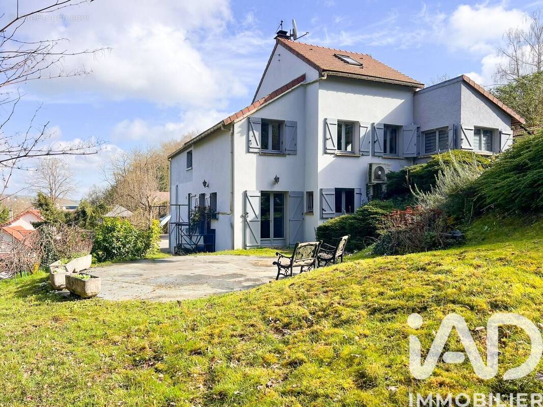 Photo 1 - Maison à BONNIERES-SUR-SEINE