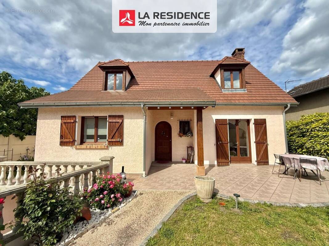 Maison à MONTIGNY-LES-CORMEILLES