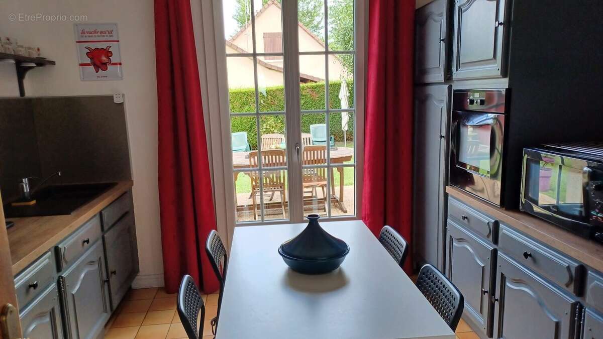 Maison à FAVEROLLES-SUR-CHER