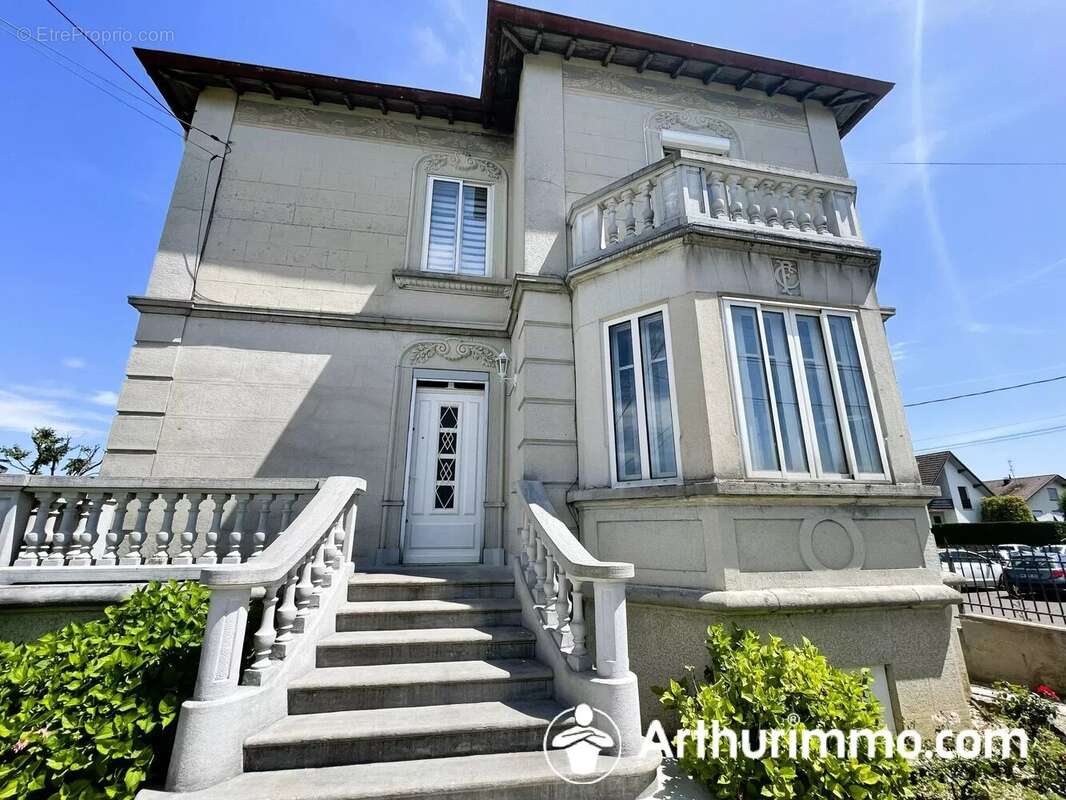 Maison à AUDINCOURT