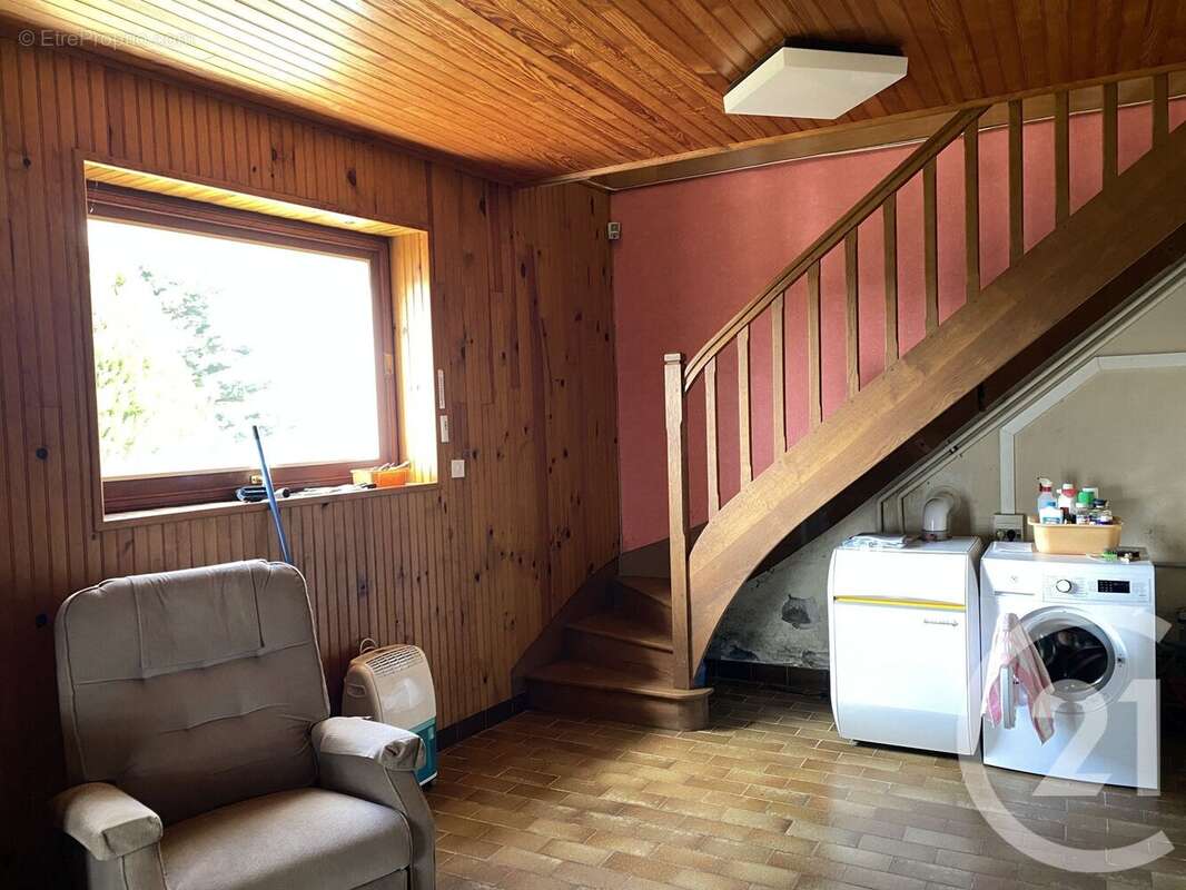 Maison à SURY-EN-VAUX