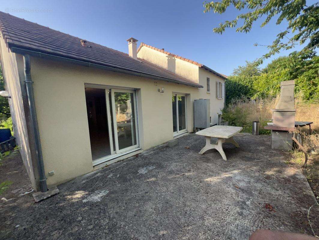 Maison à CHATELLERAULT