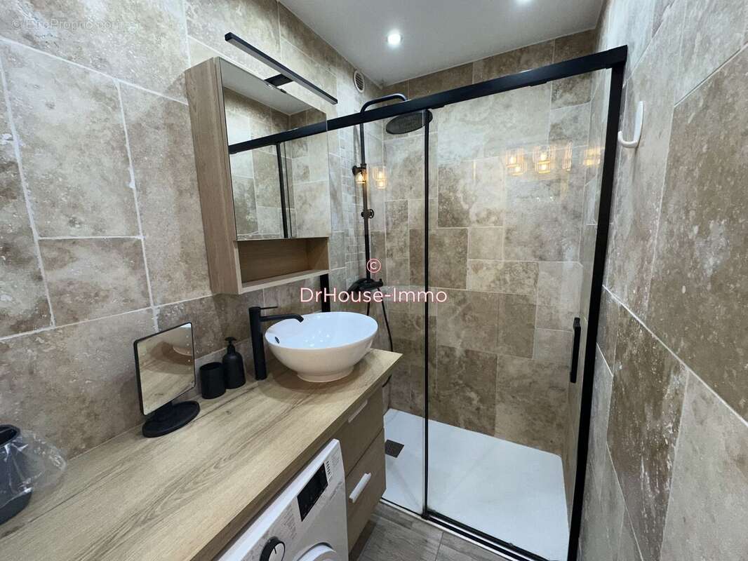 Appartement 23 m² à Agde  - photo 7