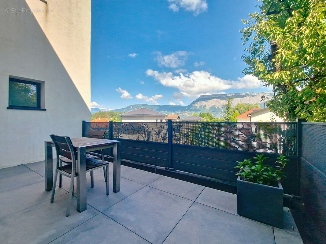 Appartement à GIERES