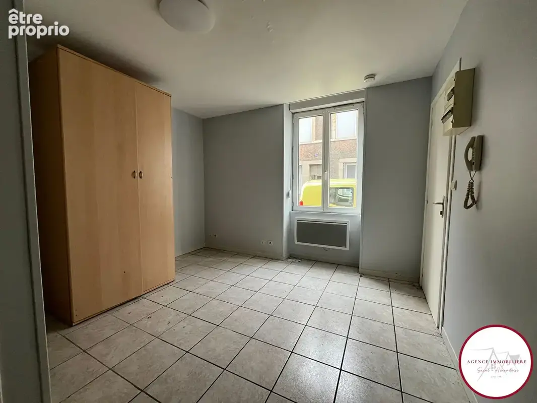 Studio 16m² centre-ville - SAINT AMAND MONTROND - photo 5