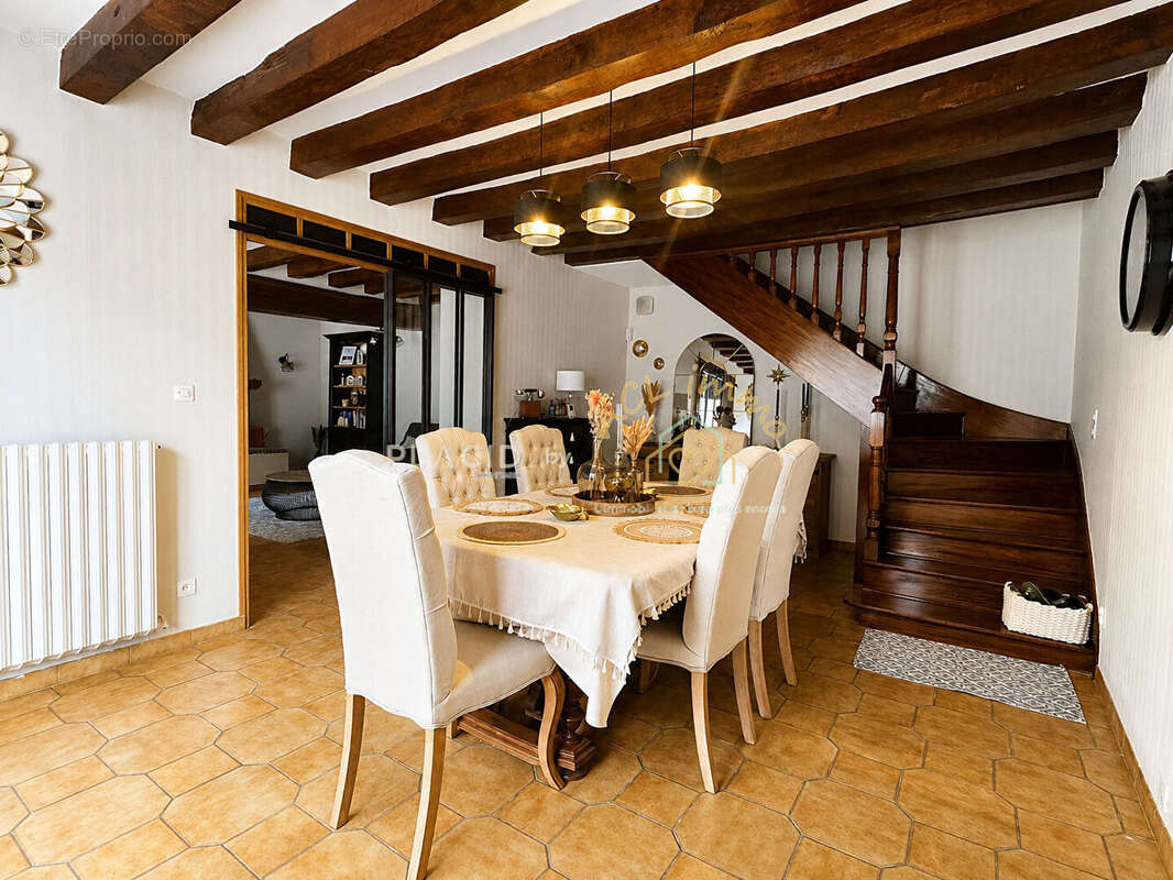 Maison à CERANS-FOULLETOURTE