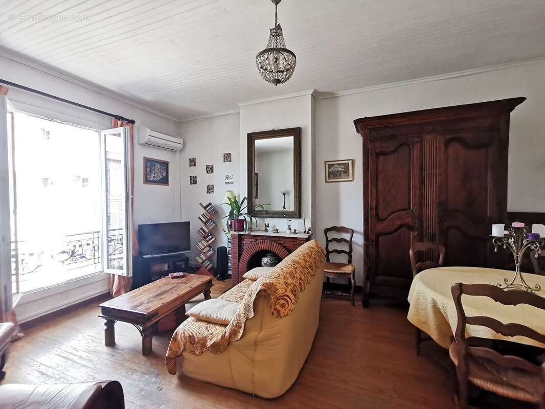 appartement  intra muros t3 1er etage - photo 5