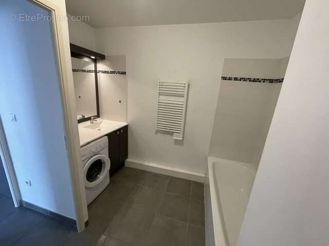 Appartement à CASTELNAU-LE-LEZ