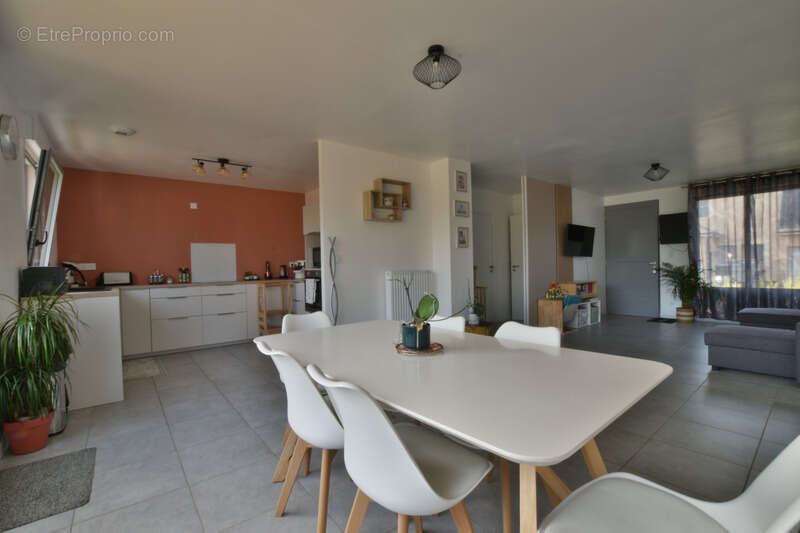 Maison à SEICHES-SUR-LE-LOIR