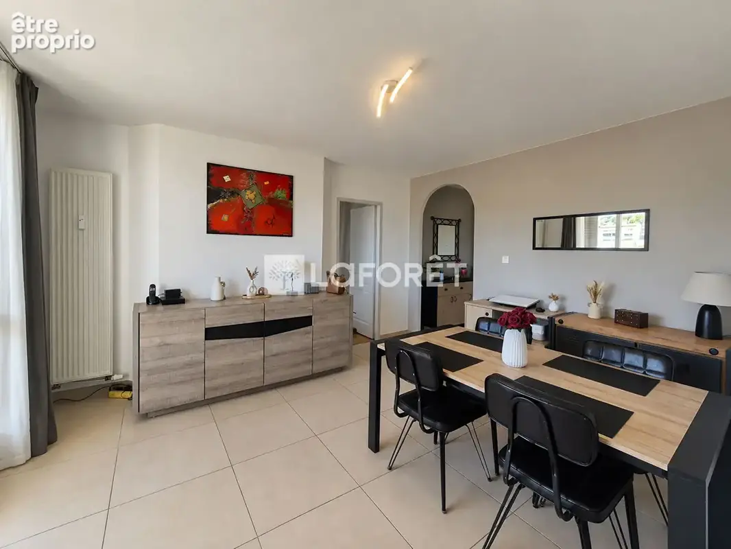 Appartement Chambery 3 pièce(s) 69 m2 - photo 6