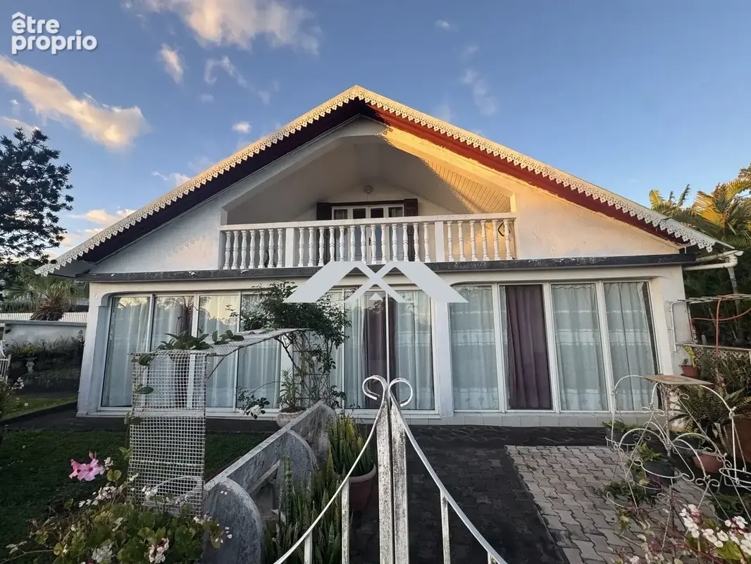 Maison à PETITE-ILE