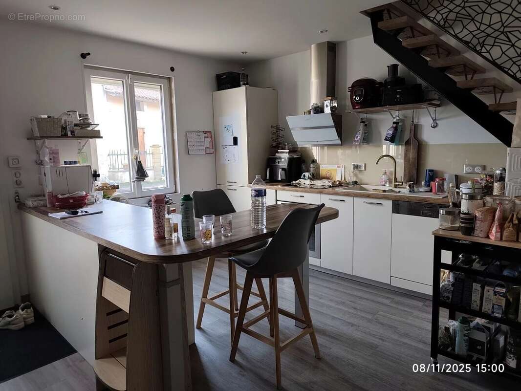 Maison à SAINT-ASTIER