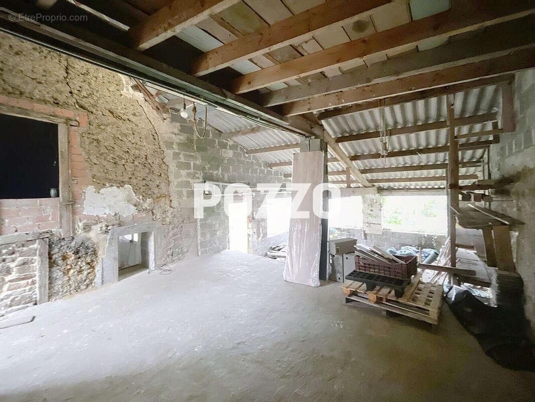 Maison à TESSY-SUR-VIRE