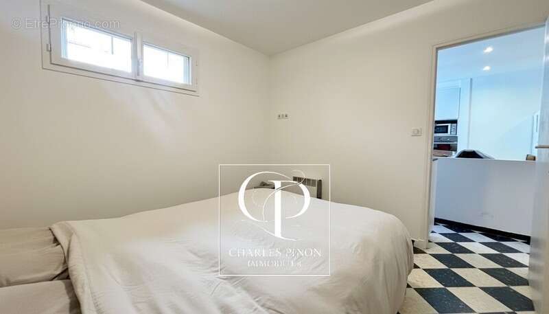 Maison à SAINT-CANNAT