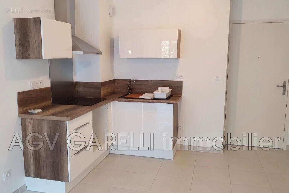 Appartement 40 m² à Toulon  - photo 2