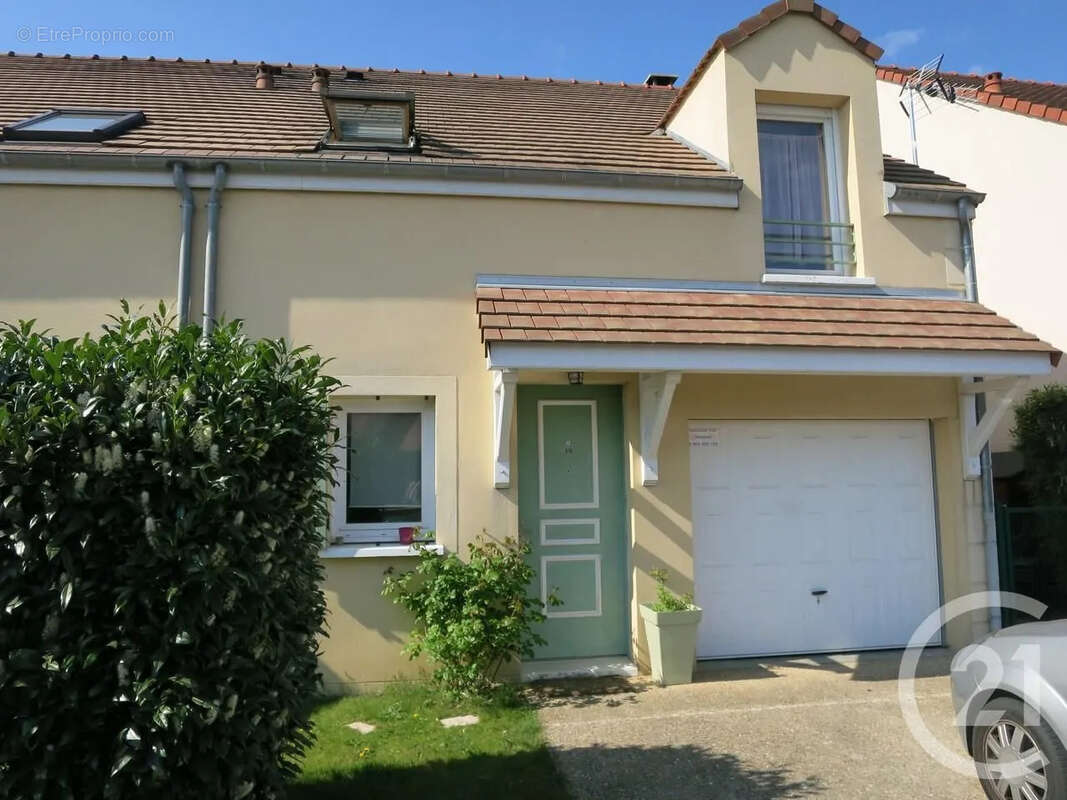 Maison à BRIE-COMTE-ROBERT