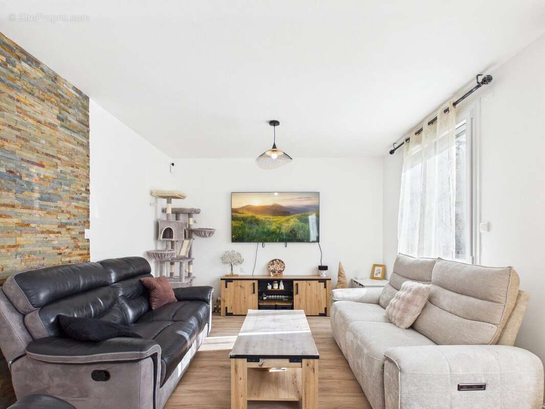 Maison à VILLECHETIF