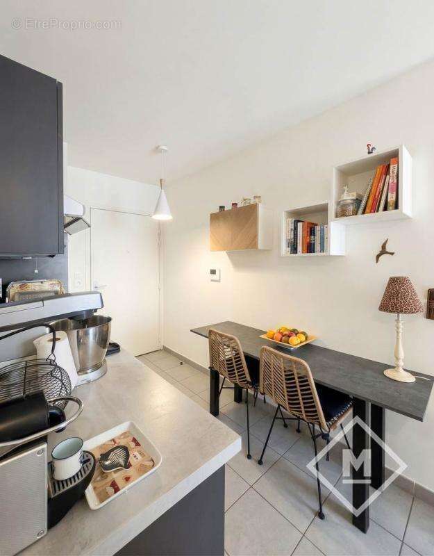 Appartement à MARSEILLE-9E