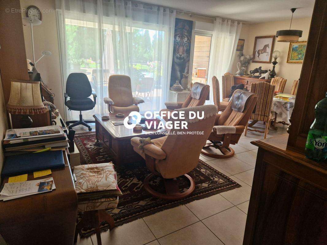 Appartement - 4 pièces - 92,5 m² - photo 3